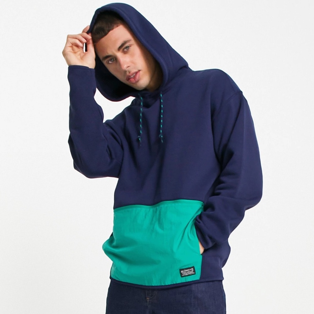 NWOT Levi’s Utility Hoodie